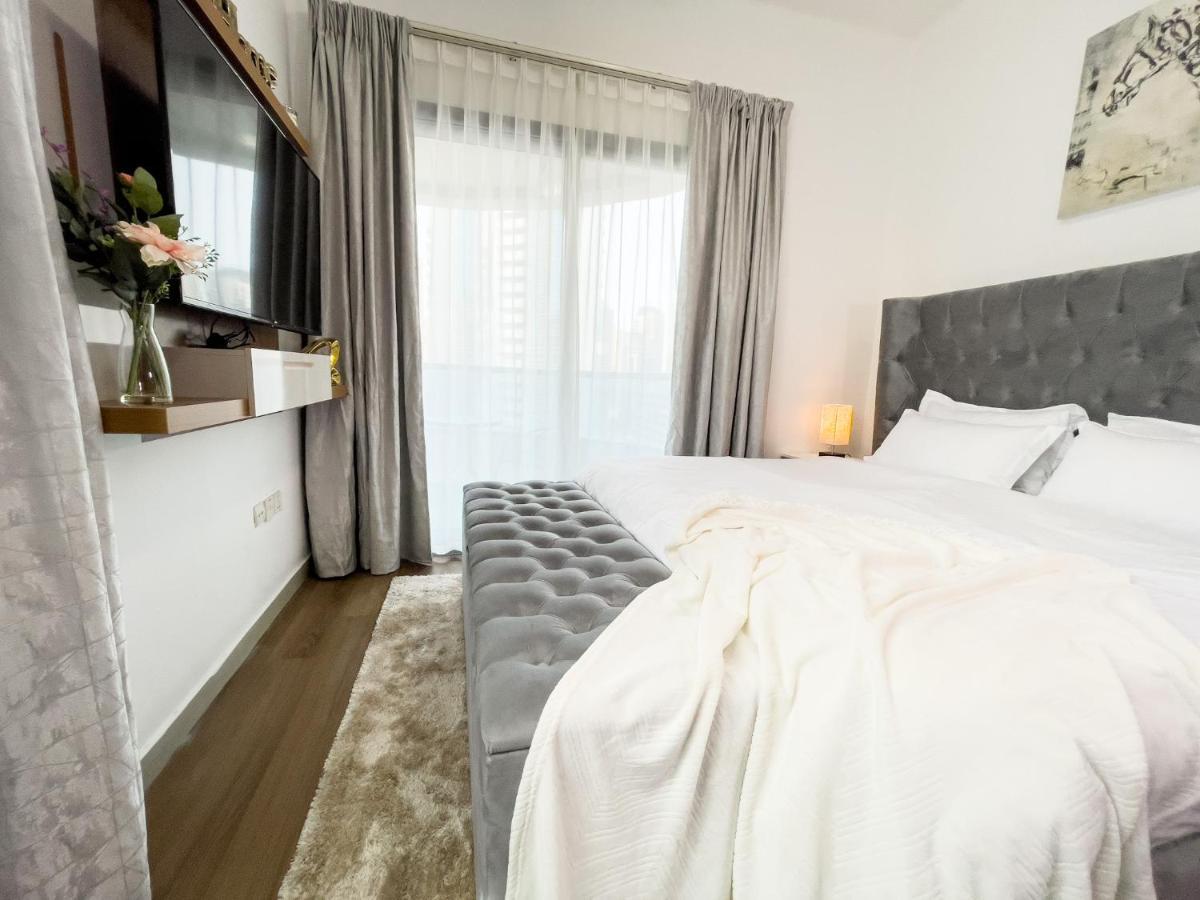 Luxury Room With Marina View Close To Jbr Beach And Metro With Shared Kitchen ดูไบ ภายนอก รูปภาพ