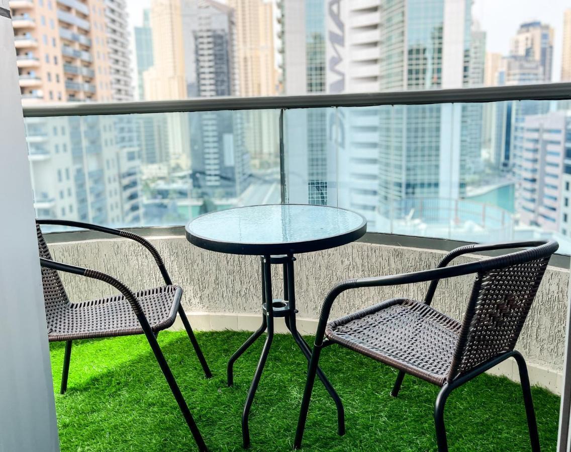 Luxury Room With Marina View Close To Jbr Beach And Metro With Shared Kitchen ดูไบ ภายนอก รูปภาพ